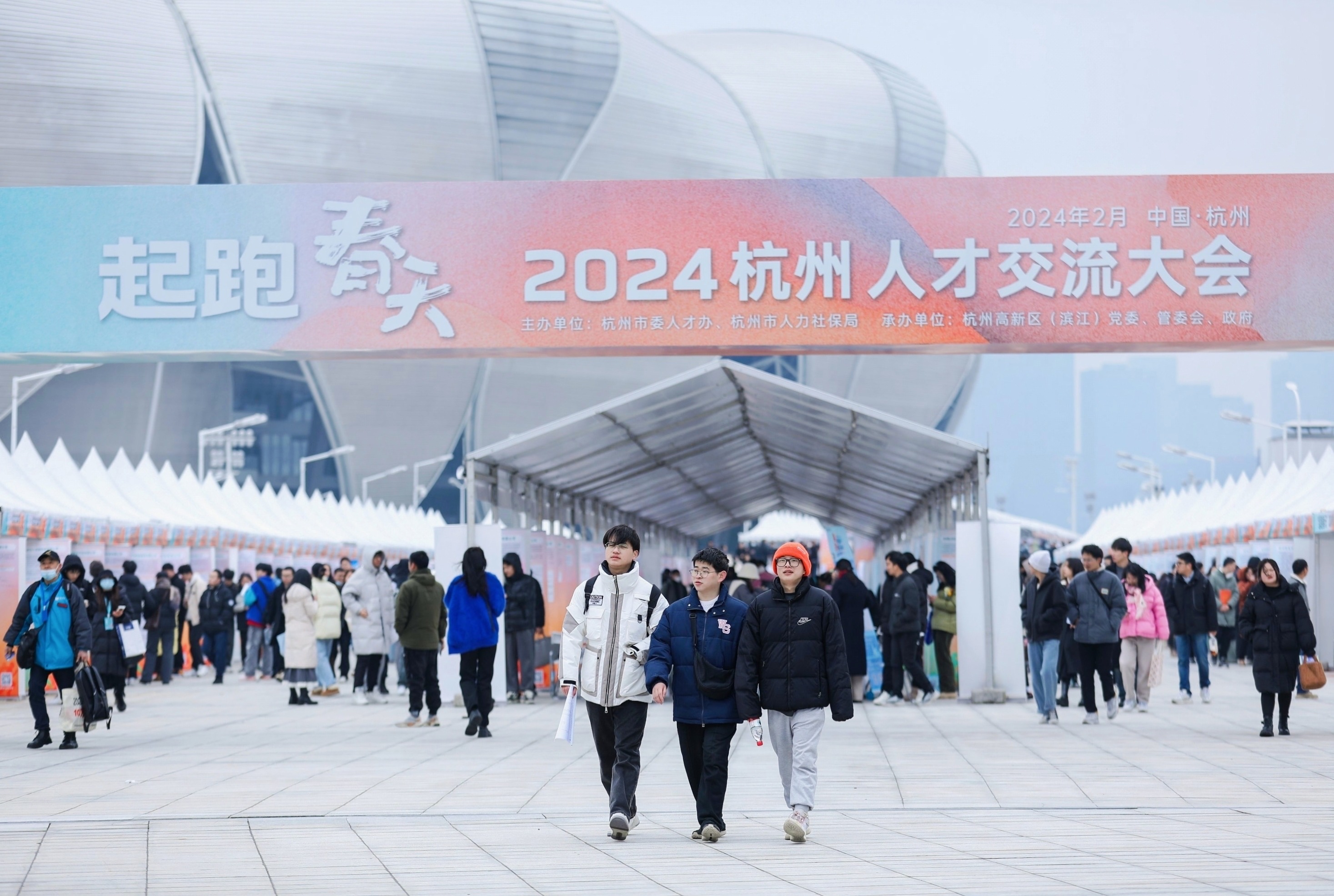 �ڴ��ʵꡤAPP(�й���)���޹�˾����